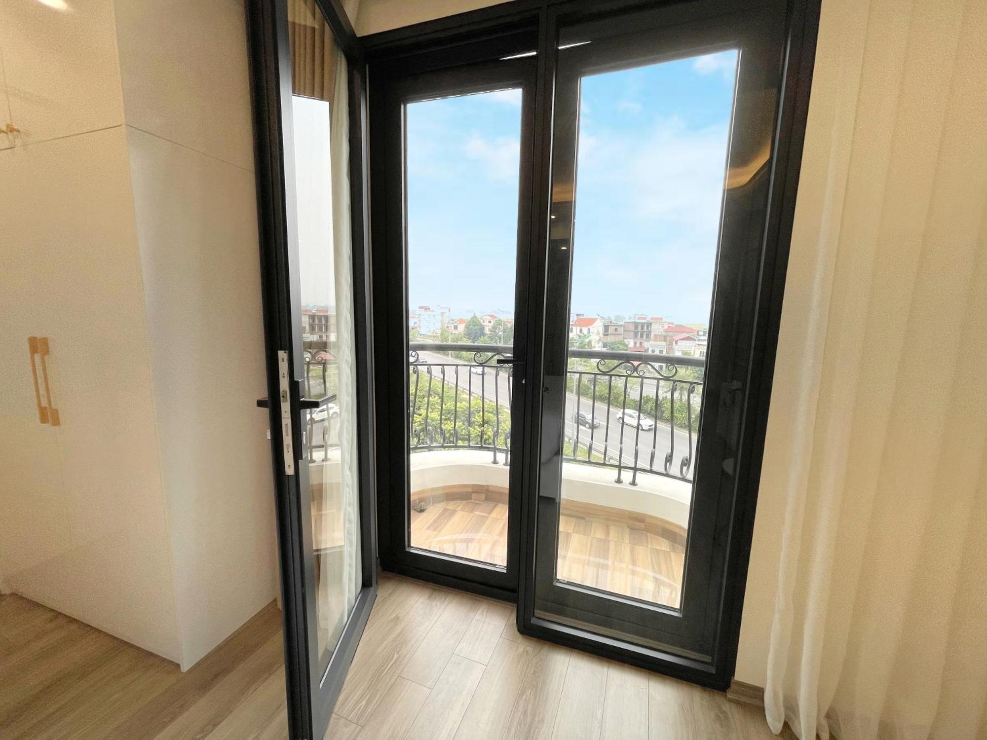 Chemi Noi Bai Airport Hotel & Travel Hanoi Dış mekan fotoğraf